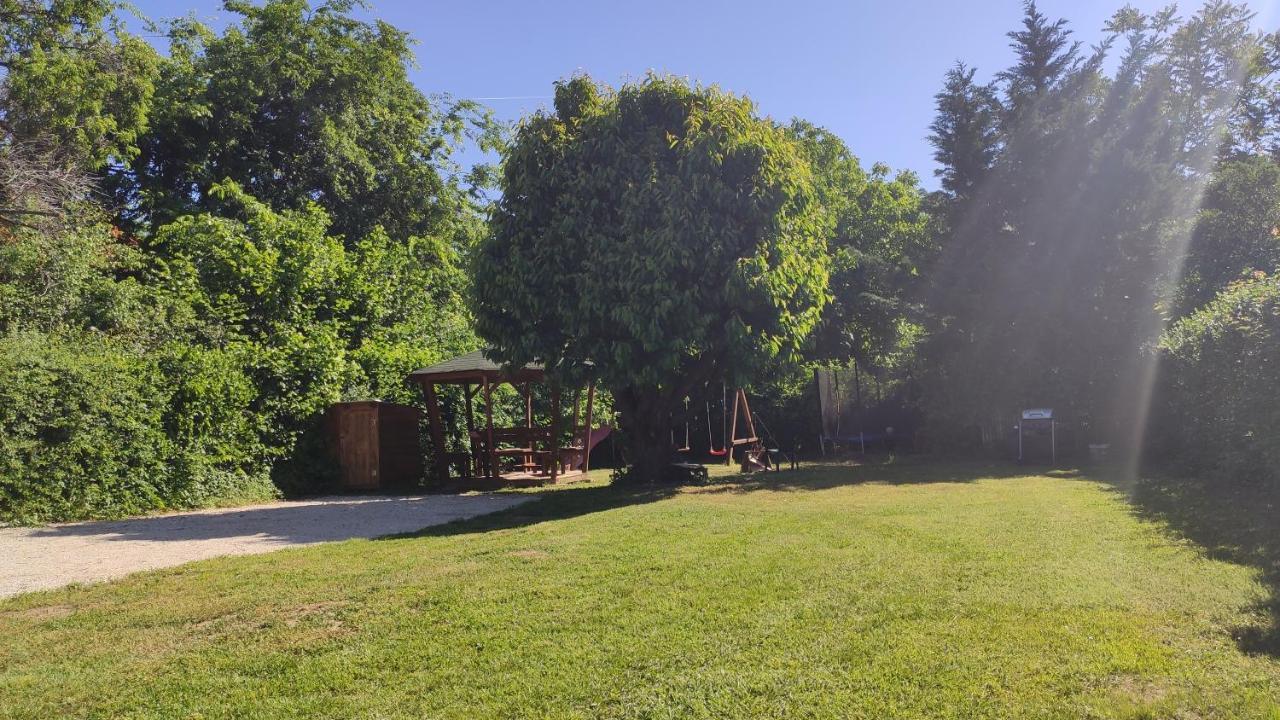Lelle Lelke Apartmanház Balatonlelle Exterior foto